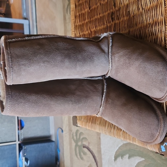 Bjorndal sheepskin boots - Picture 1 of 7